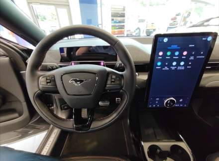 Ford - Mustang Mach-E