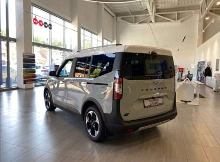 Ford - Tourneo Courier