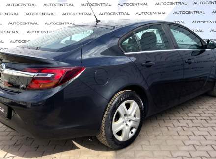 Opel - Insignia