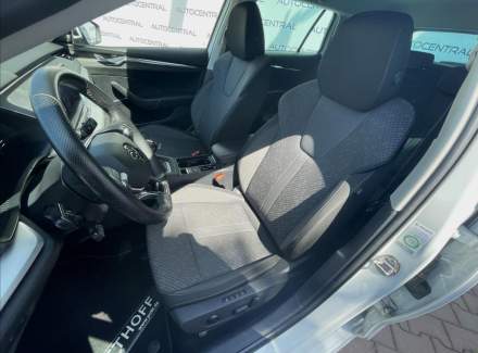 Škoda - Octavia