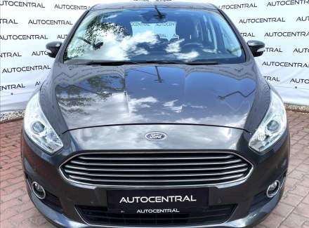 Ford - S-MAX