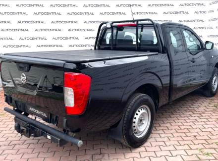 Nissan - Navara