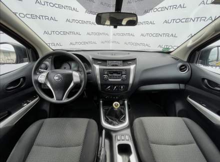 Nissan - Navara