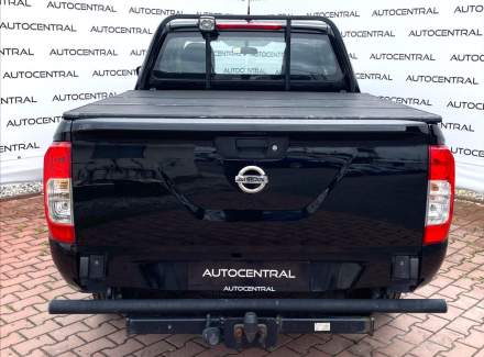 Nissan - Navara