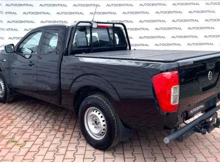 Nissan - Navara