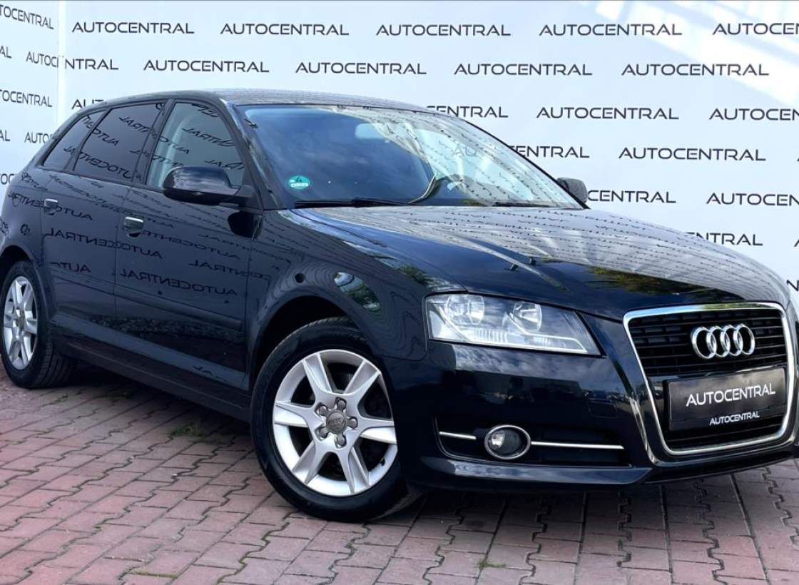 Audi - A3