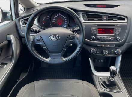 Kia - Cee'd