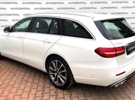 Mercedes-Benz - E-class