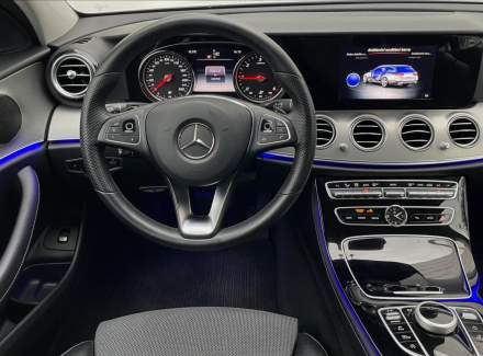 Mercedes-Benz - E-class