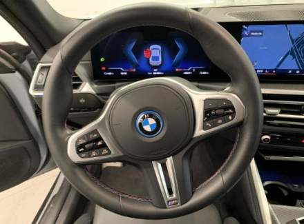 BMW - i4