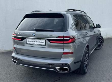BMW - X7