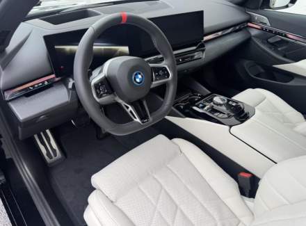 BMW - i5