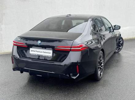 BMW - i5