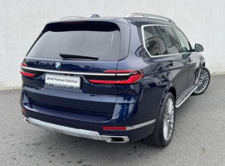 BMW - X7