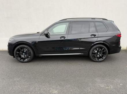 BMW - X7