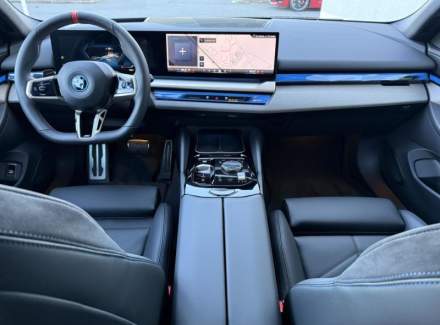 BMW - i5