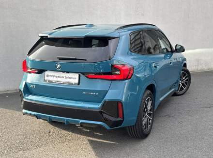 BMW - X1