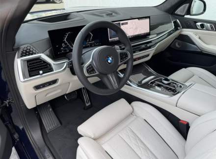 BMW - X7