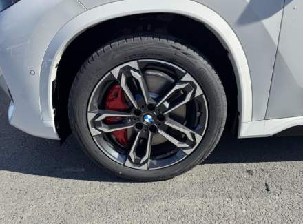 BMW - X1