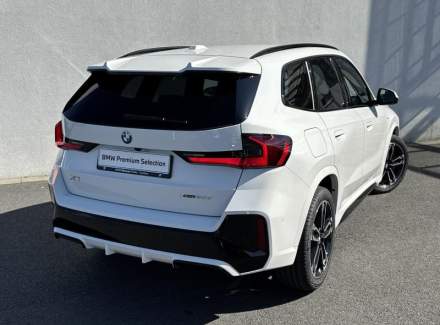 BMW - X1