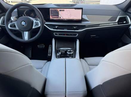 BMW - X6