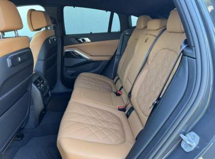 BMW - X6