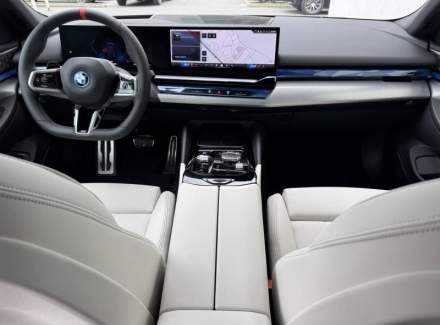 BMW - i5