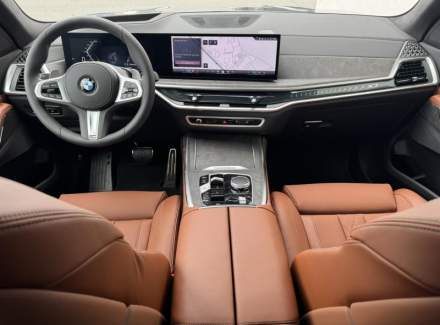 BMW - X7