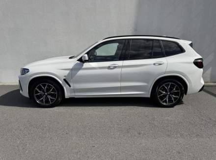 BMW - X3