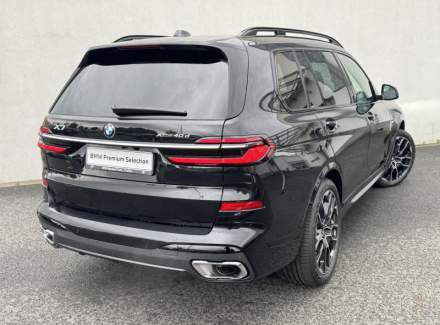 BMW - X7