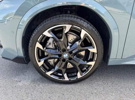 BMW - X2
