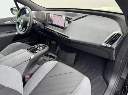 BMW - iX