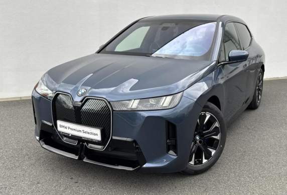 BMW - iX