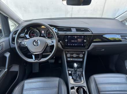 Volkswagen - Touran