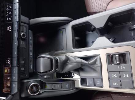 Toyota - Land Cruiser