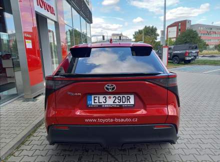 Toyota - bZ4X