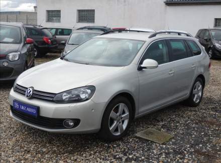 Volkswagen - Golf