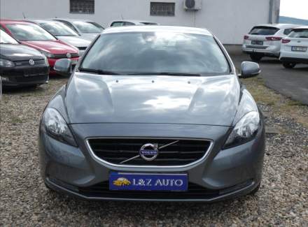 Volvo - V40