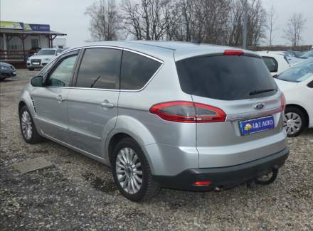 Ford - S-MAX