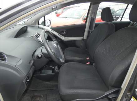 Toyota - Yaris