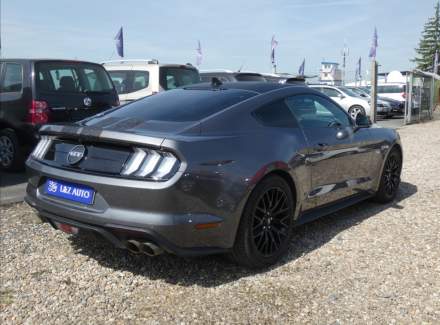 Ford - Mustang