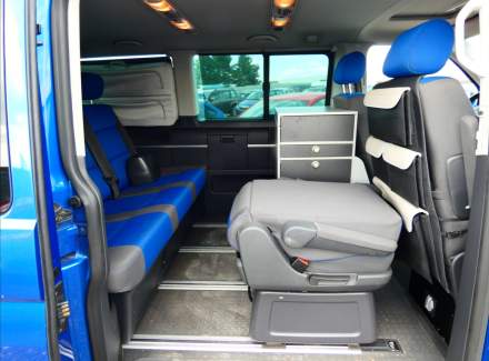 Volkswagen - Multivan