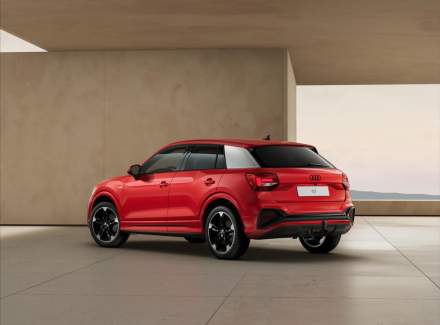 Audi - Q2
