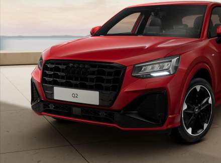 Audi - Q2