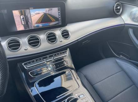 Mercedes-Benz - E-class