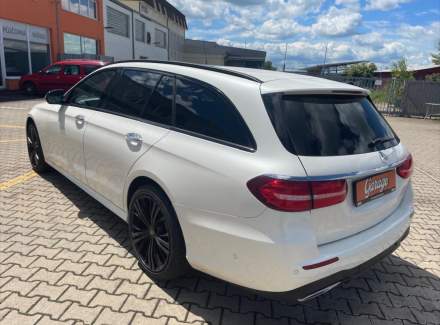 Mercedes-Benz - E-class