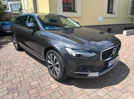 Volvo - V90