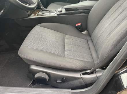 Mercedes-Benz - C-class