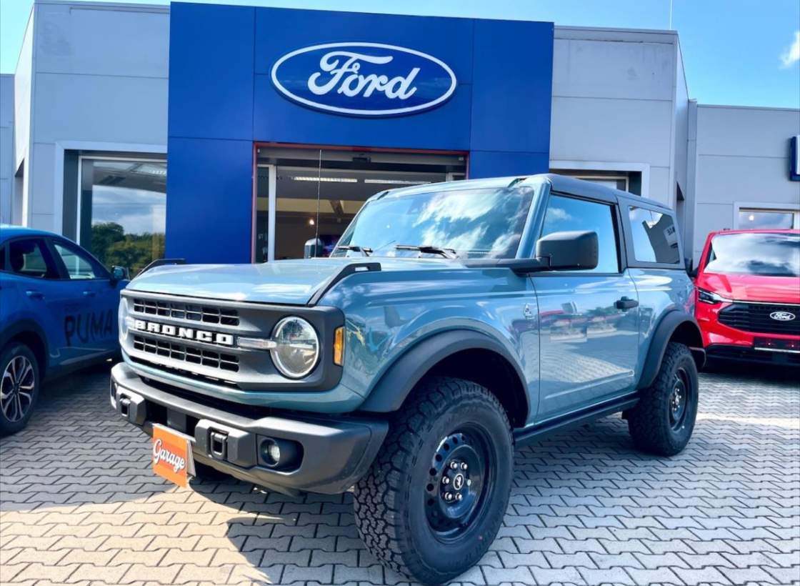 Ford - Bronco