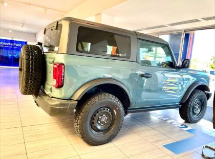 Ford - Bronco